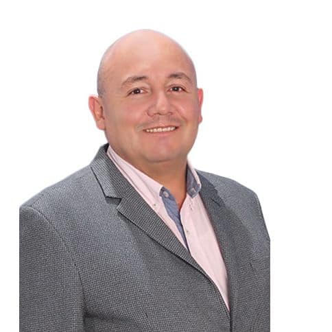 Retrato profesional de HUGO RENÉ LEÓN CAGUA