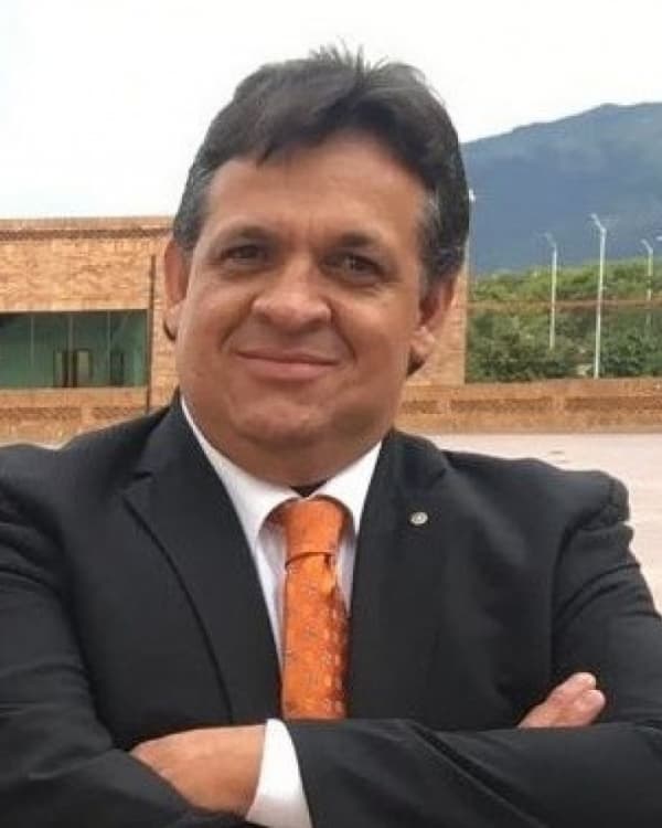 Retrato profesional de JAVIER ORLANDO RONCANCIO BUSTOS
